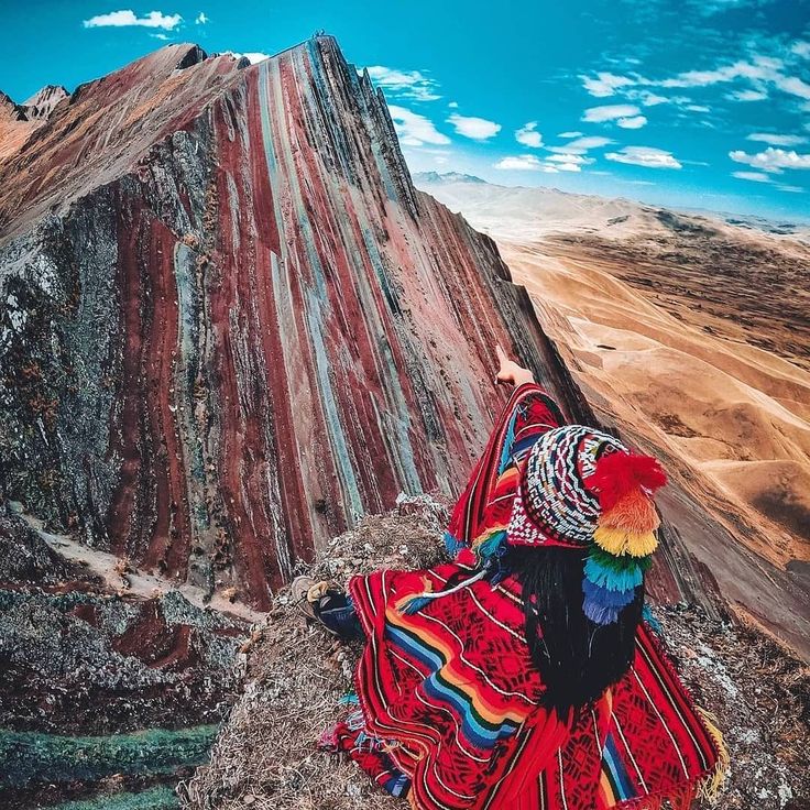 Full-Day Trek to Pallay Poncho – Discover Sharp Colors and Mountain Beauty in the Andes