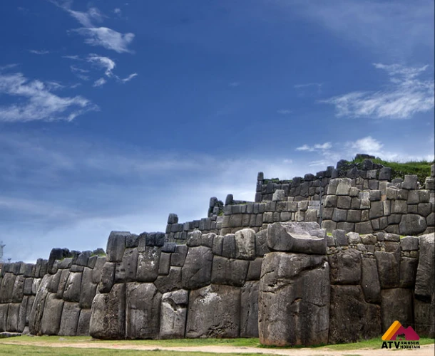 Cusco City Tour – Discover Sacsayhuamán, Qoricancha, Tambomachay, Qenqo & Puca Pucara (Half Day)