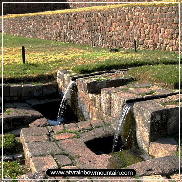 Elite Enclosures and Inca Architecture