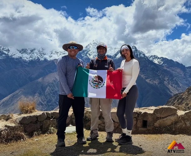 The Inca Trail and Cachiccata Quarries