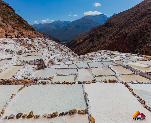 Maras Salt Mines: Millenary Ponds